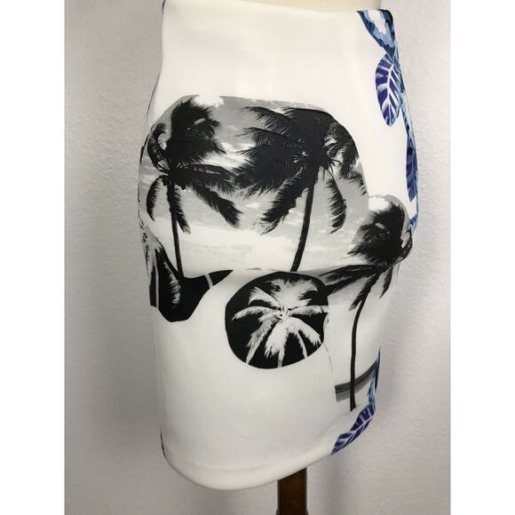 Opening Ceremony Pelagic Print Skirt - Picture 3 of 8